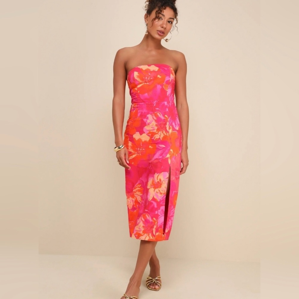 NWT - Lulus Bold Tendencies Fuchsia Floral Strapless Cutout Midi Dress w/ Slit